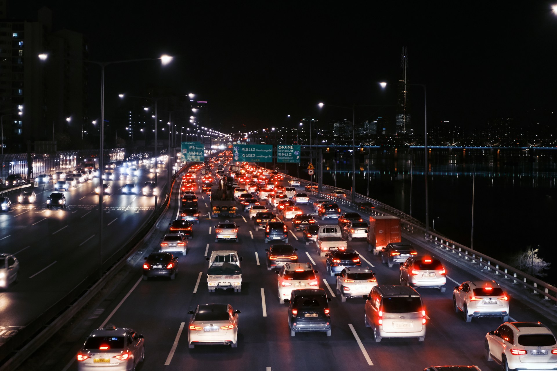 Nederlandse of Duitse verkeerscultuur: waar rij je meer ontspannen?
